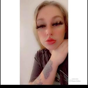 Meet your Posher, Holly